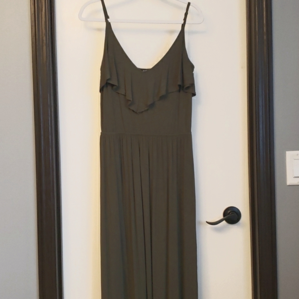 LAST CHANCE: Sz M army grn/olive maxi